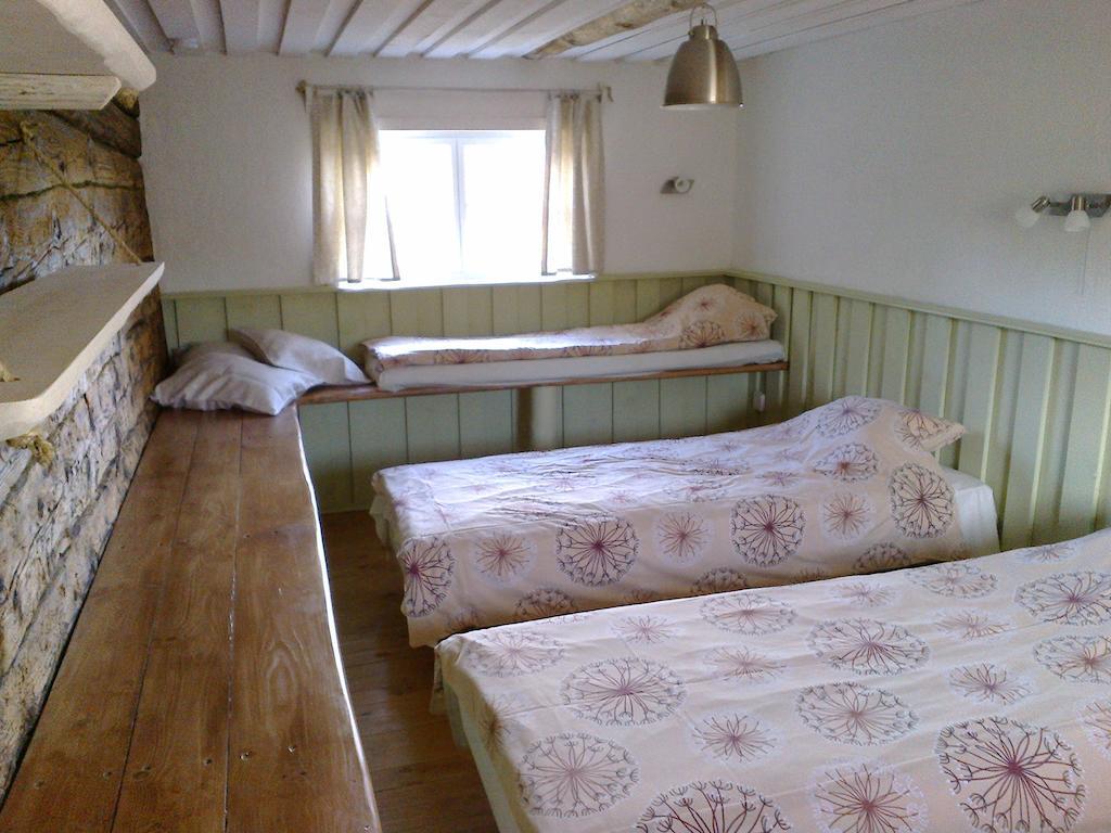 Toomarahva Farmstay Altja Phòng bức ảnh